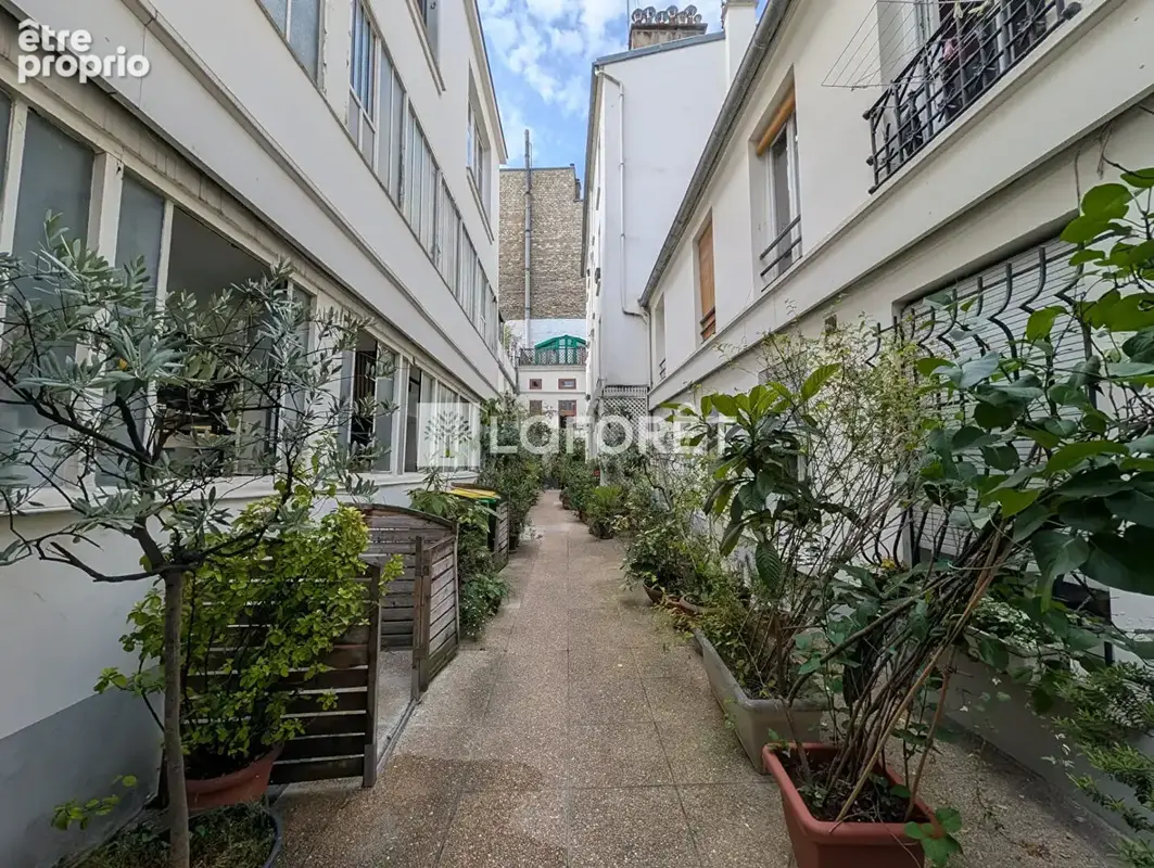 Charme & rentabilité - grand studio au c?ur de la rue daguerre - photo 3