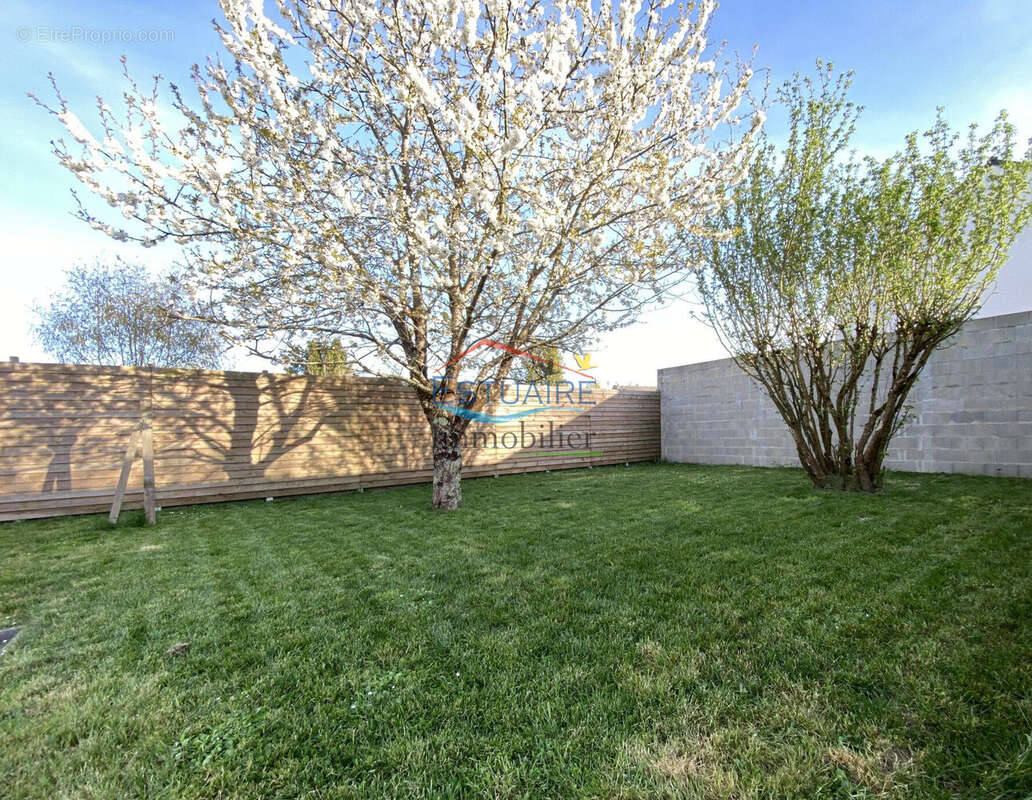 Maison à LE TEMPLE-DE-BRETAGNE