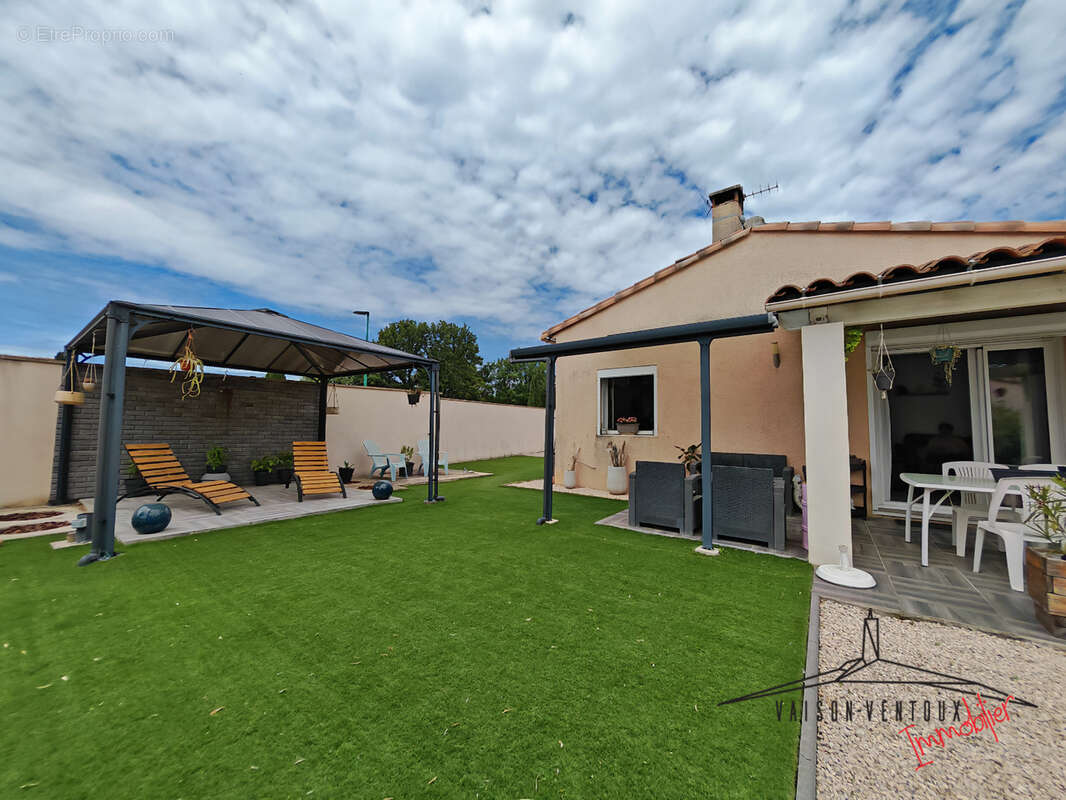 Maison à VAISON-LA-ROMAINE