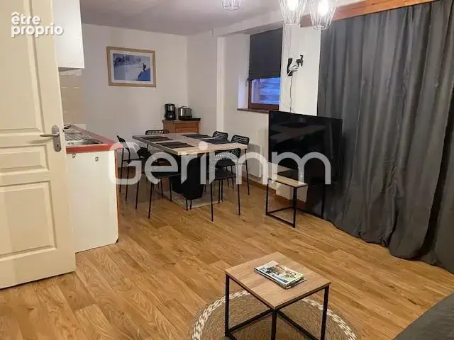 Vente - Appartement - 2 pièces + cuisine - 38 m² - 130 000 € - - photo 5
