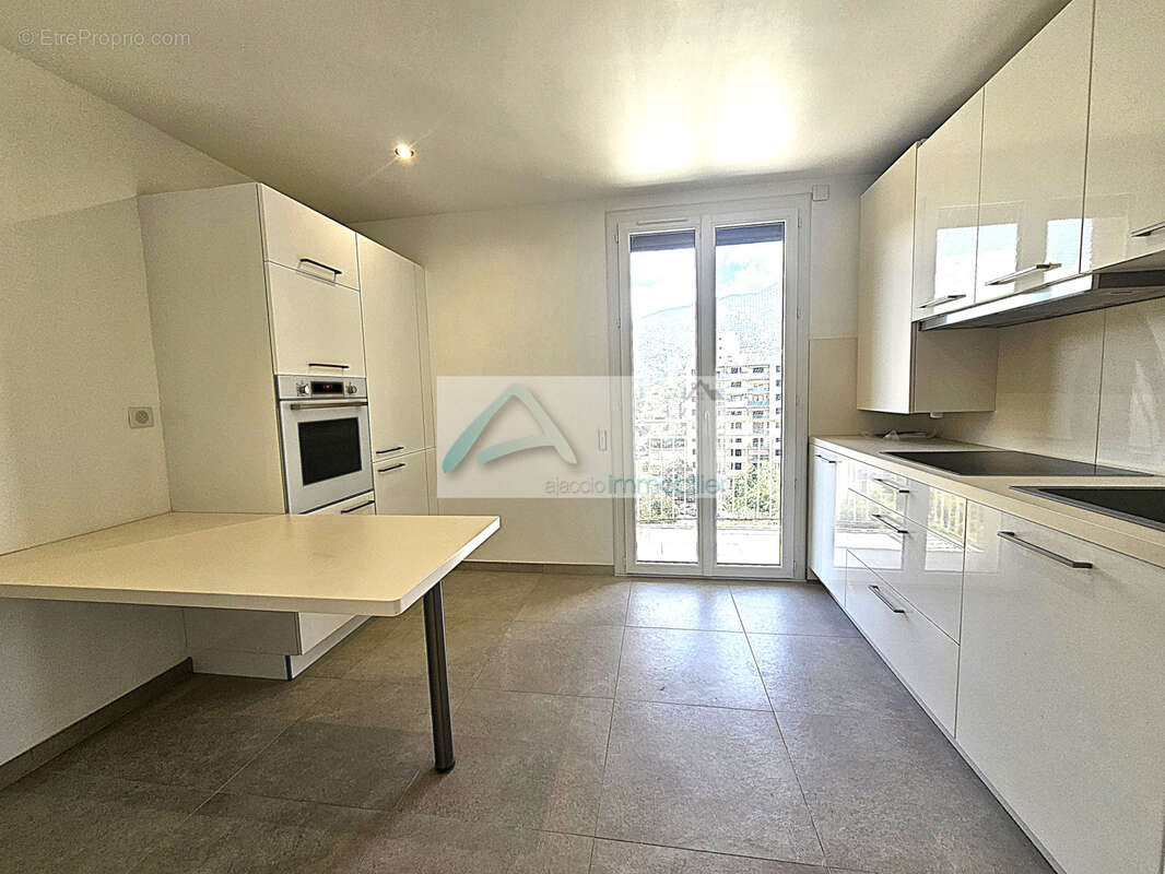 Appartement à AJACCIO