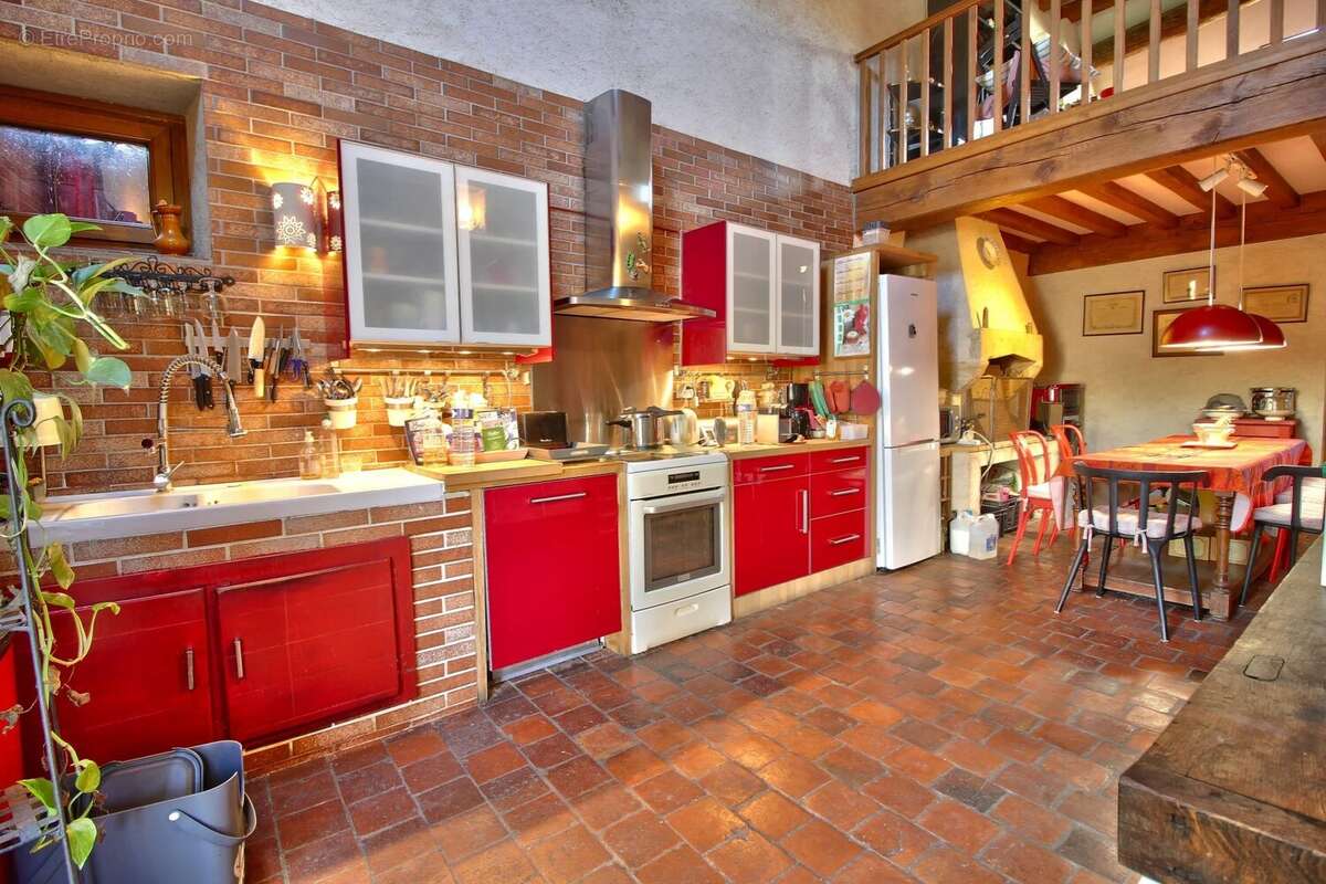 Maison à MASSINGY-LES-VITTEAUX