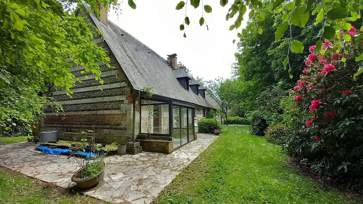 Maison à SAINT-JOUIN-BRUNEVAL