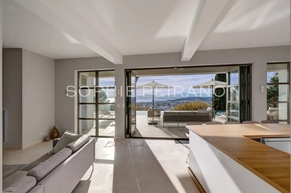 Maison à CANNES