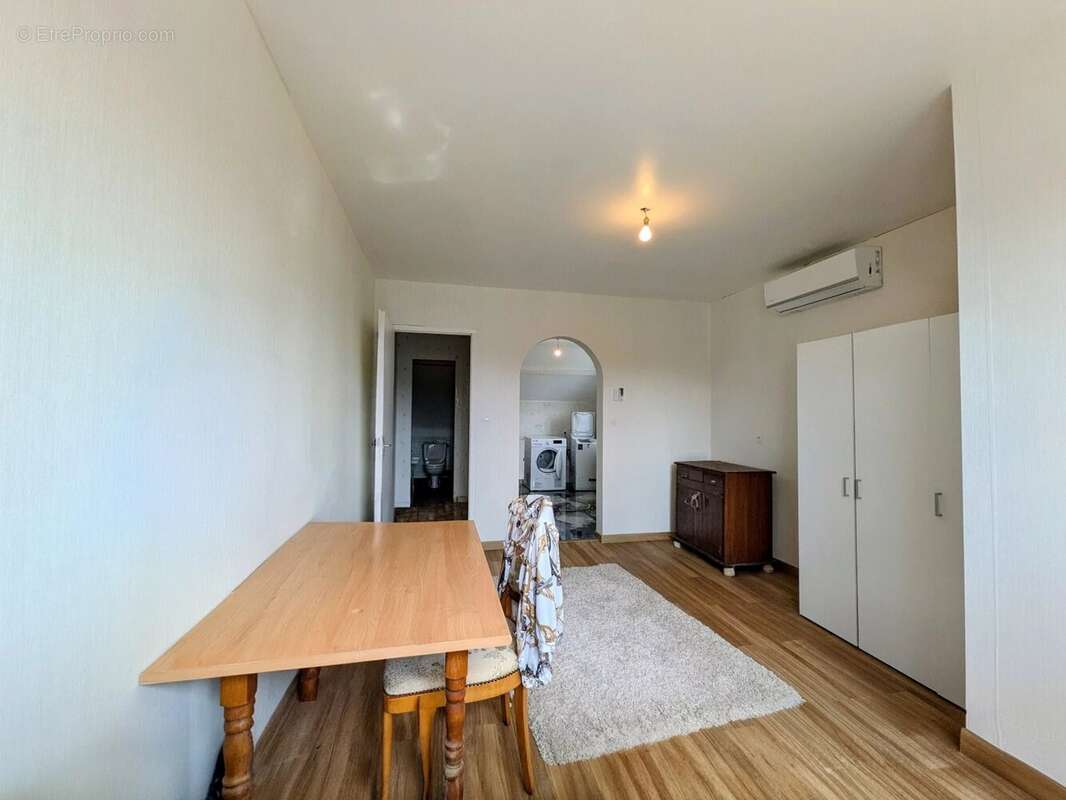 Maison 5 chambres – Commodités à pied ! - photo 9
