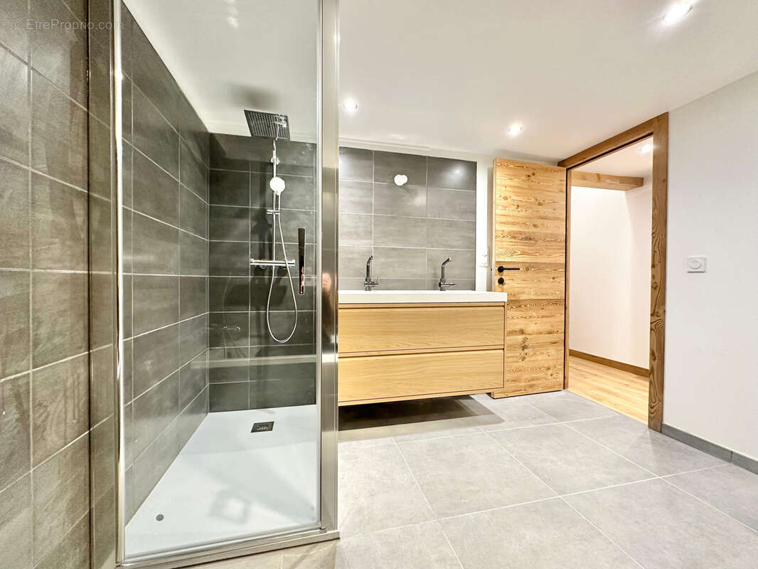 Appartement à LES CONTAMINES-MONTJOIE