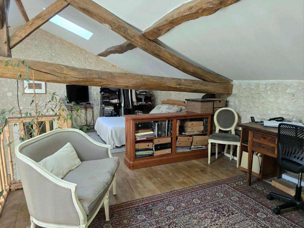 Maison à VERTEILLAC