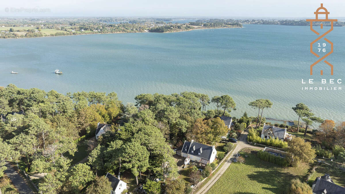 Maison à LARMOR-BADEN