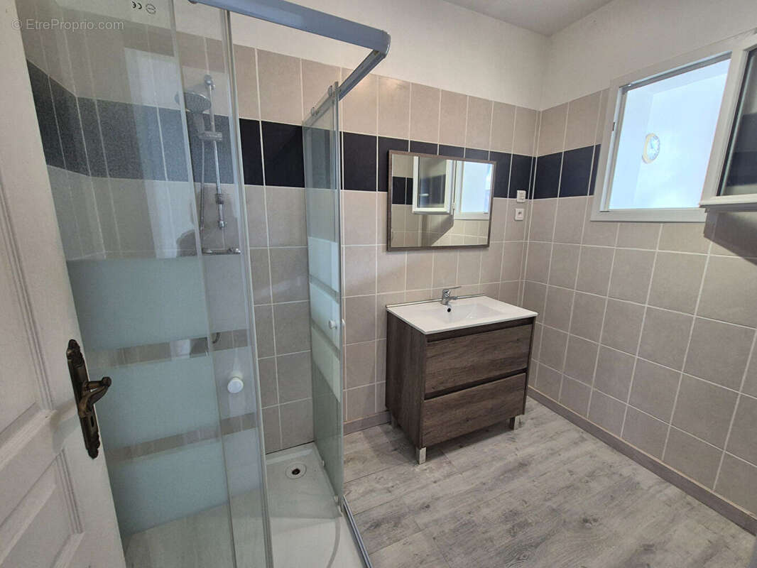 Maison à VILLENEUVE-DE-MARSAN