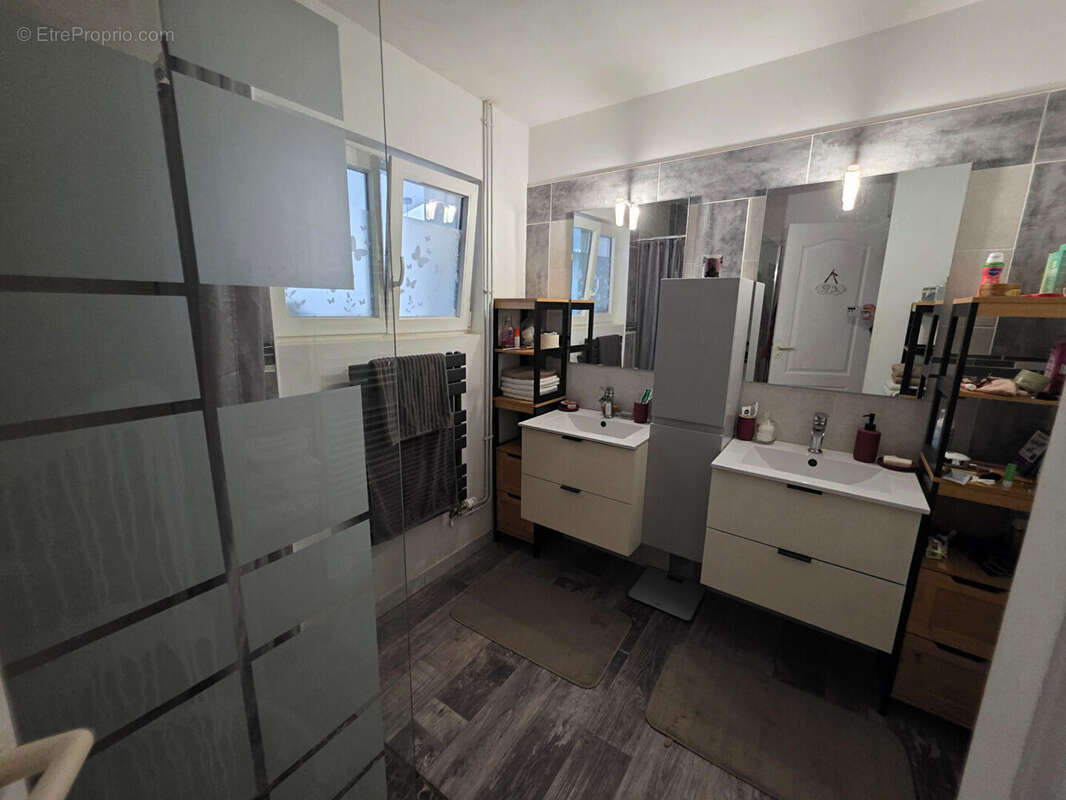 Maison à SAINT-PIERRE-DE-MAILLE