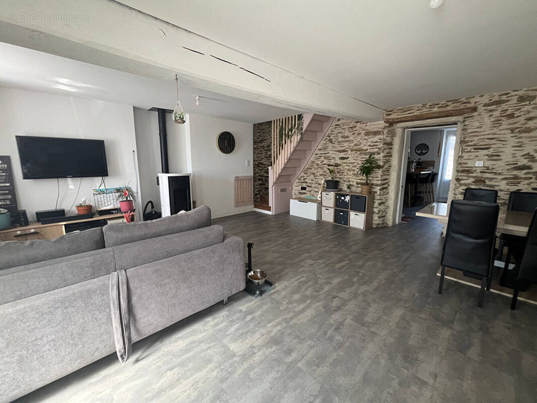 Maison à LE FIEF-SAUVIN
