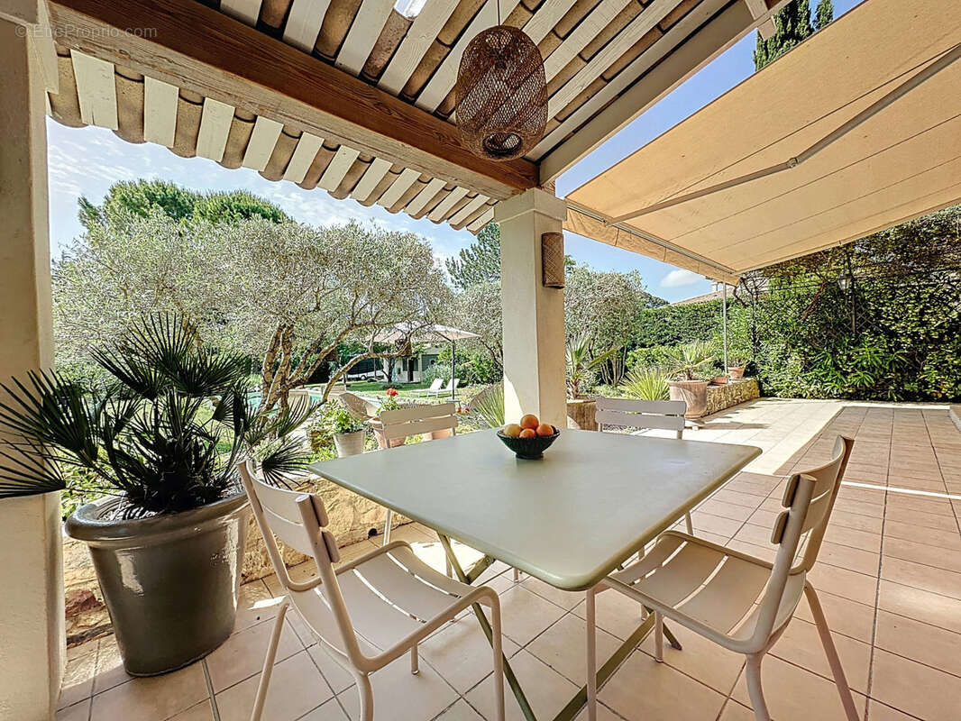 Maison à UZES