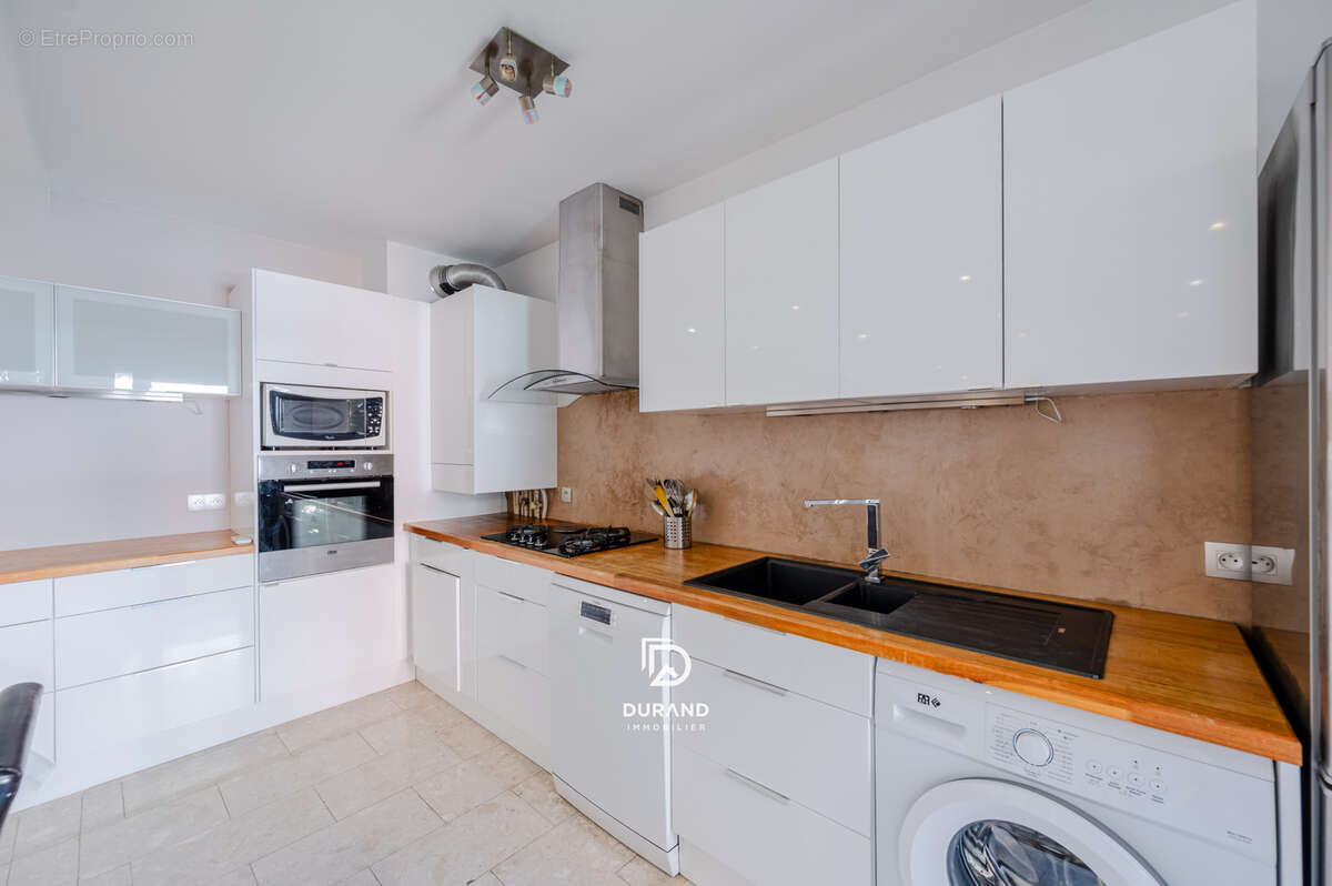 Appartement à MARSEILLE-8E