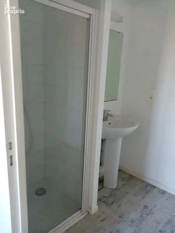 appartement récent, T2 libre de locataire - photo 6