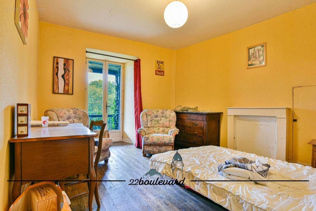 Appartement à UZERCHE