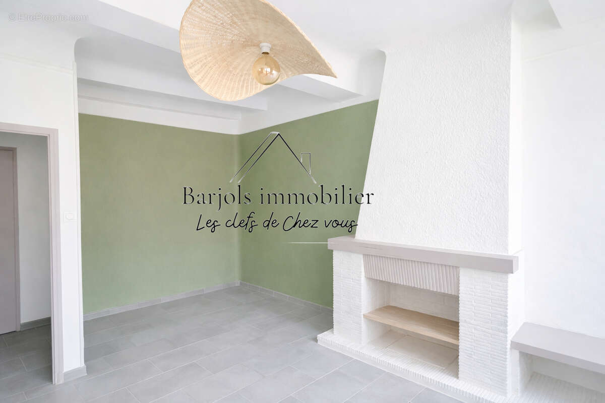 Appartement à BARJOLS
