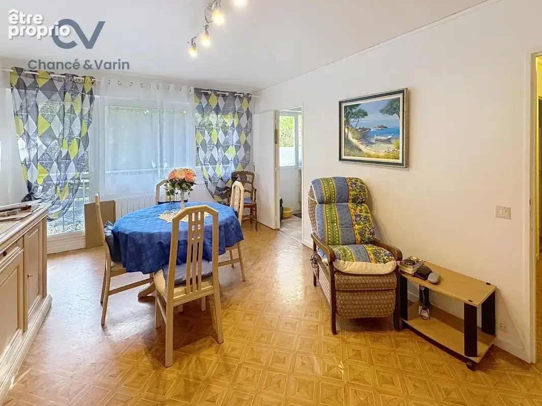 Appartement 2 pièces 46 m² à vendre à Lisieux (14100) - photo 1