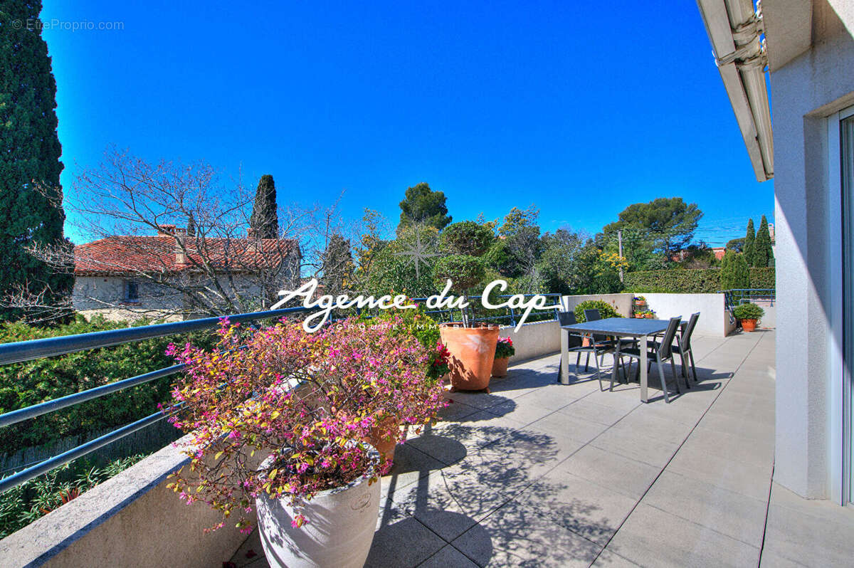 Appartement à SAINT-RAPHAEL