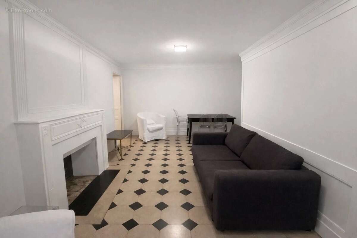 Appartement à PARIS-6E
