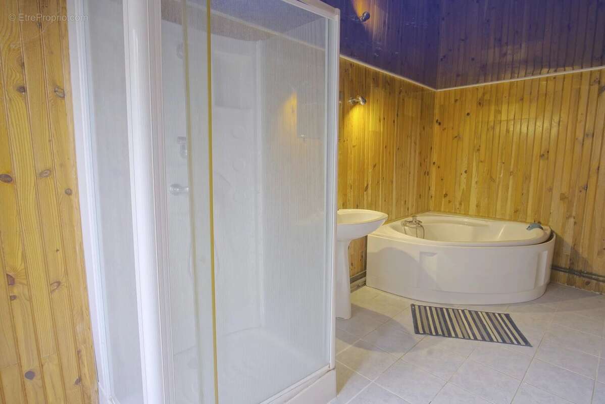 LANGRUNE SUR MER - Maison 104m² en pierre avec jardin & garage - photo 7