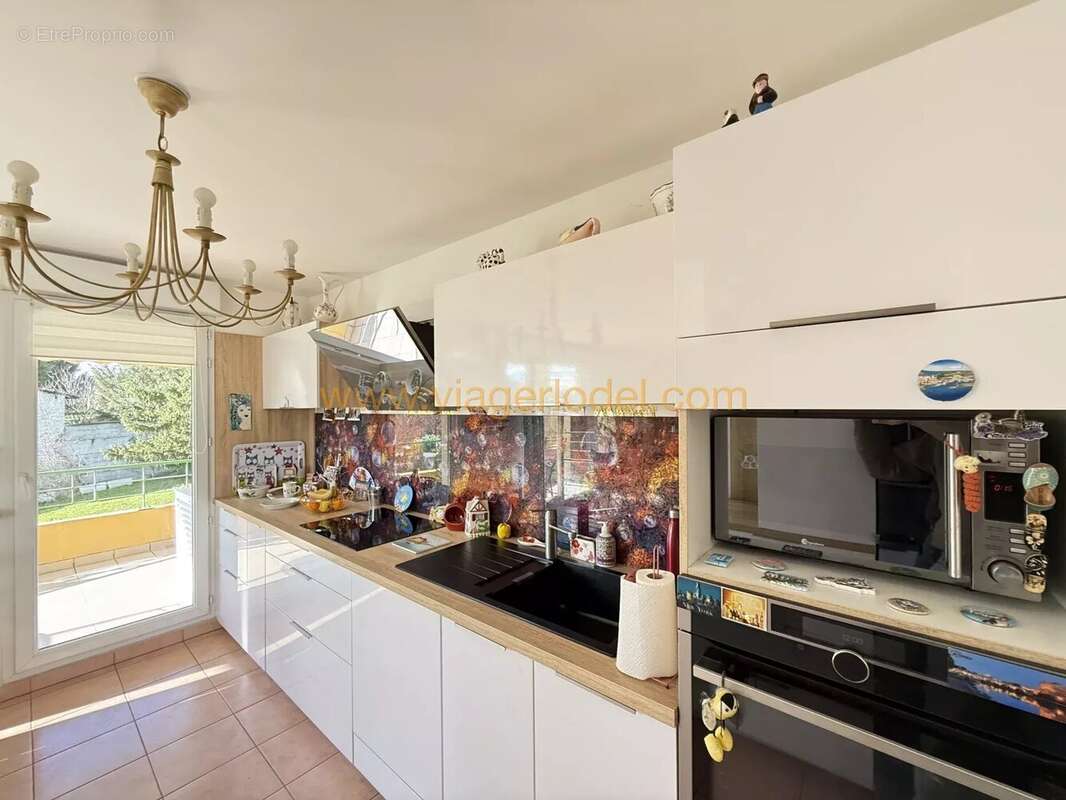 Appartement à MIRIBEL