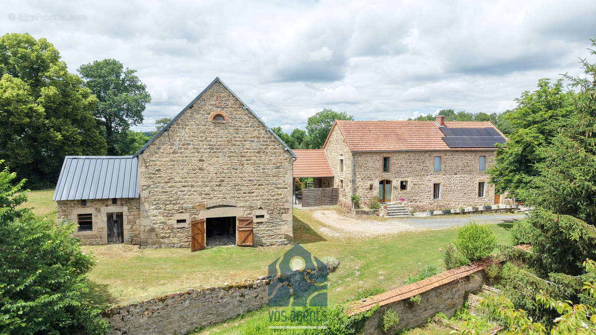 Propriété 9 pièces avec gîte et partie privative, grange, piscine et annexes - photo 22