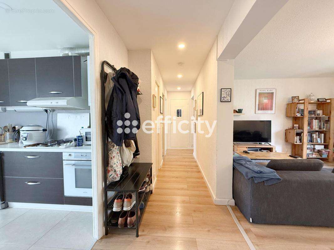 Appartement à CASTELNAU-LE-LEZ