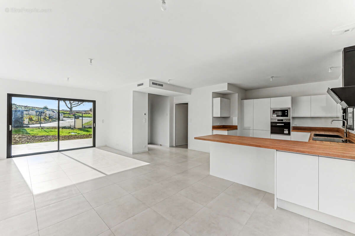 Maison à CASTANET-TOLOSAN