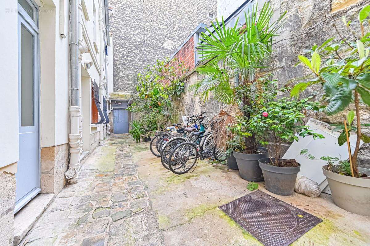 Appartement à PARIS-12E