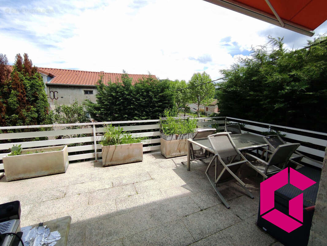 Appartement à RETOURNAC