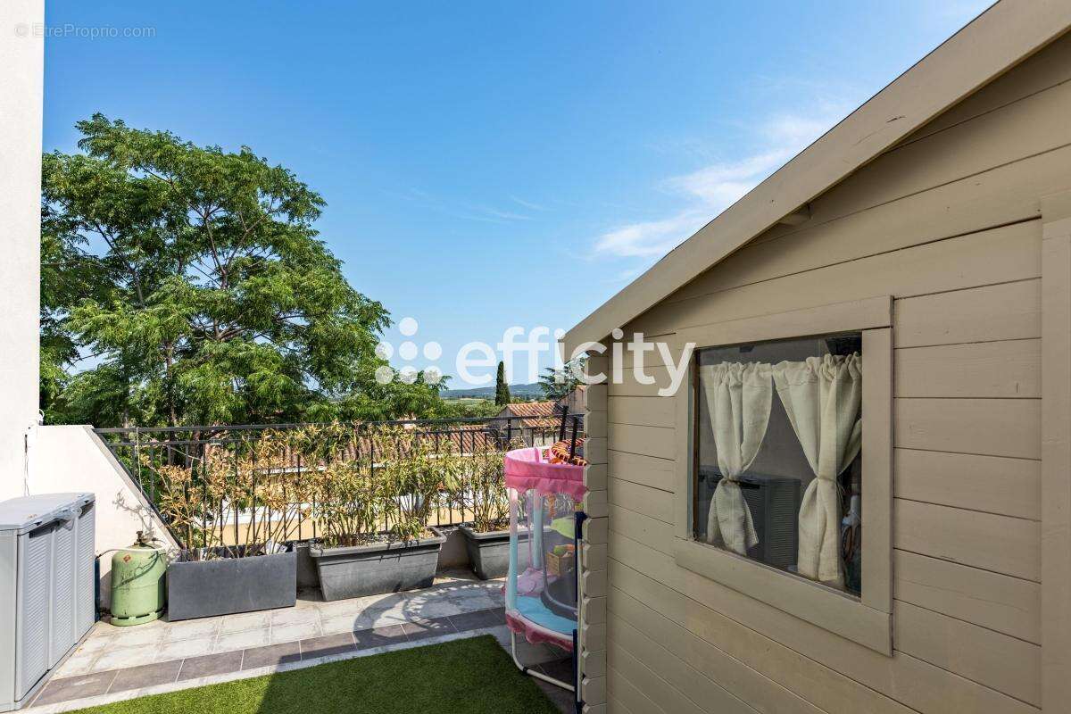 Maison à COURNONSEC