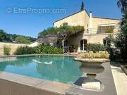 Maison à CHATEAURENARD