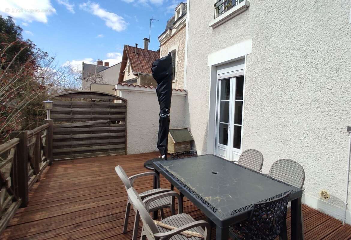 Maison à CHATELLERAULT