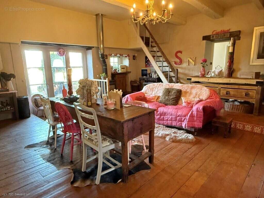 Magnifique Maison de Village 8 Minutes d'Aigre - photo 11