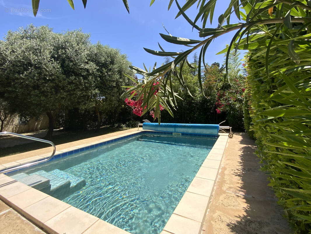 Maison à UZES