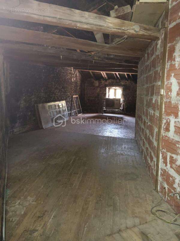 Appartement à MELLE