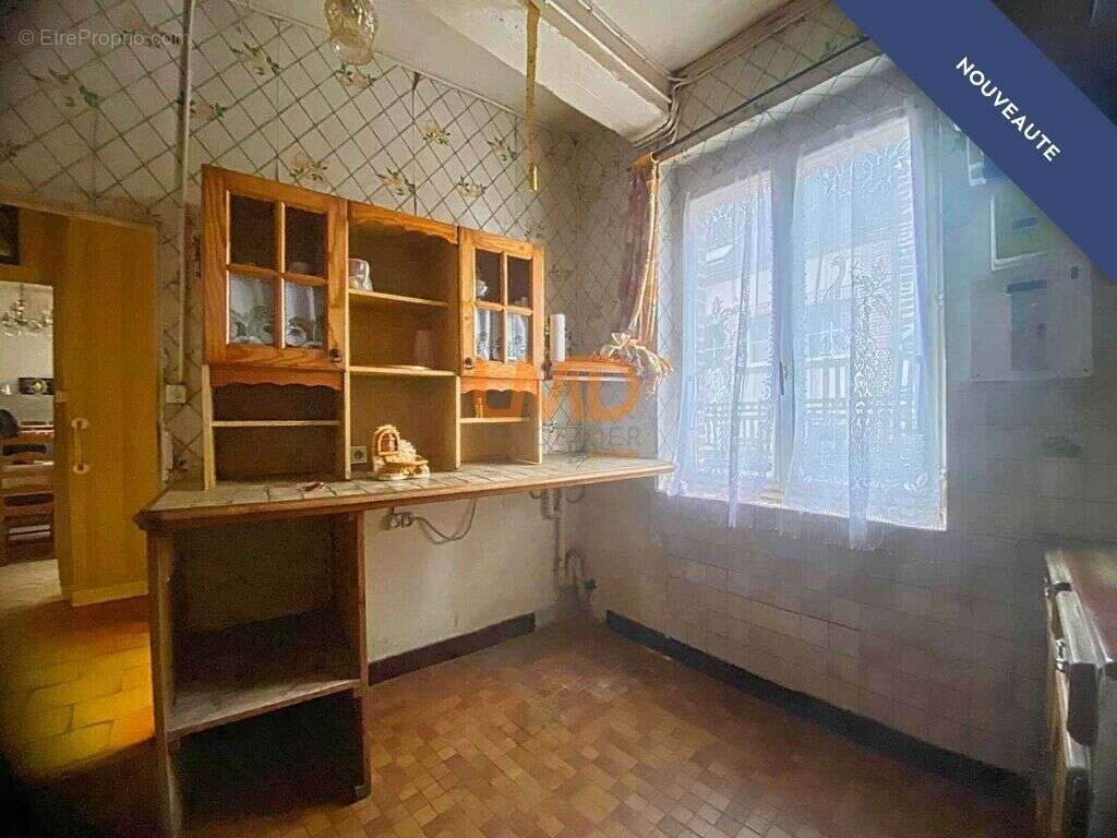 Maison à SARGE-SUR-BRAYE