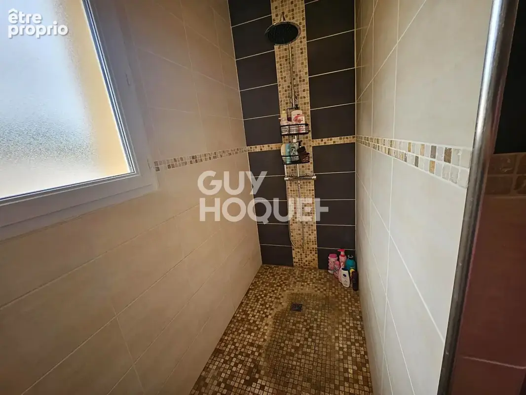 Villa contemporaine 110 m²  Terrain de 550 m² - photo 10
