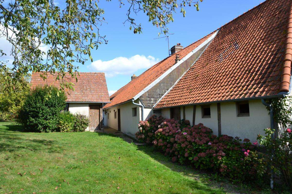 Maison à ESCLAVELLES