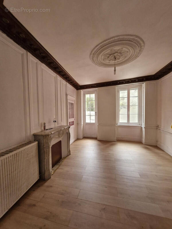 Appartement à LAMBALLE