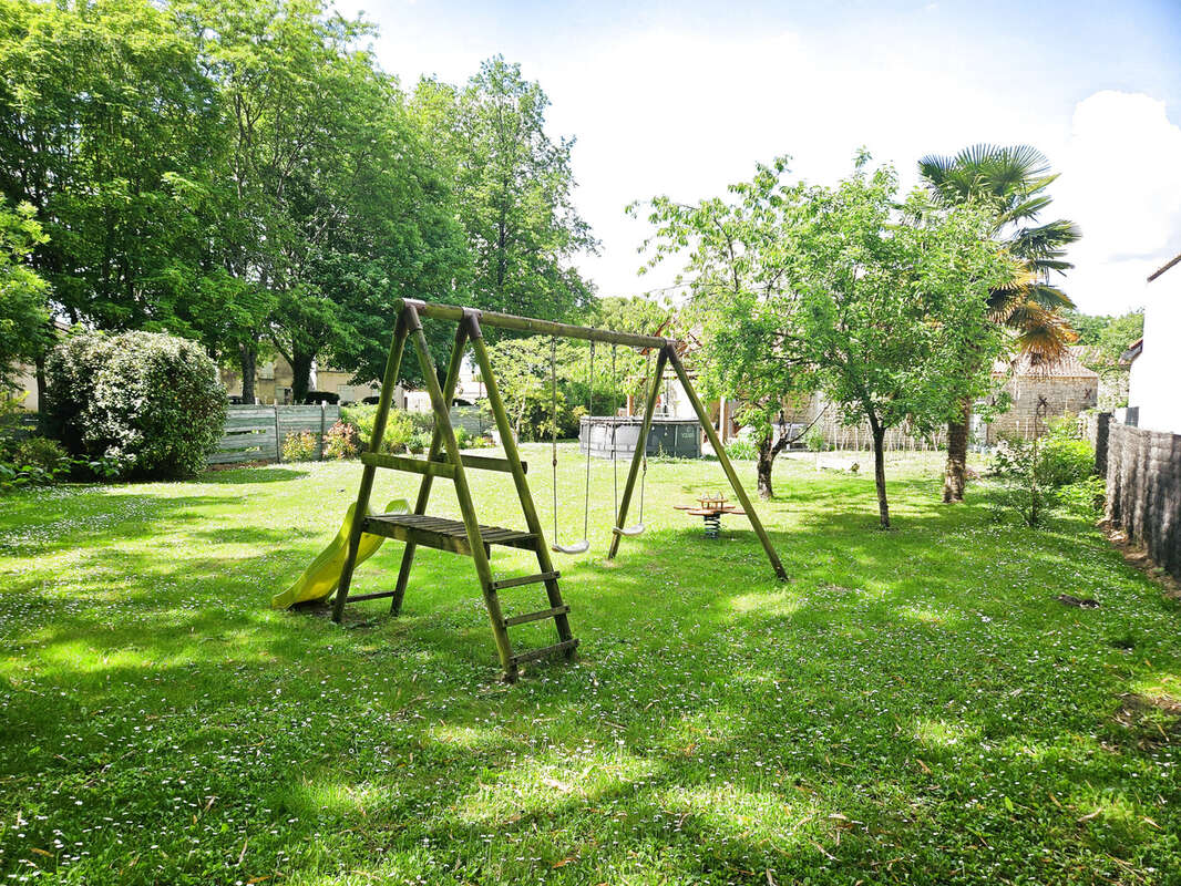 Maison à AIGREFEUILLE-D&#039;AUNIS