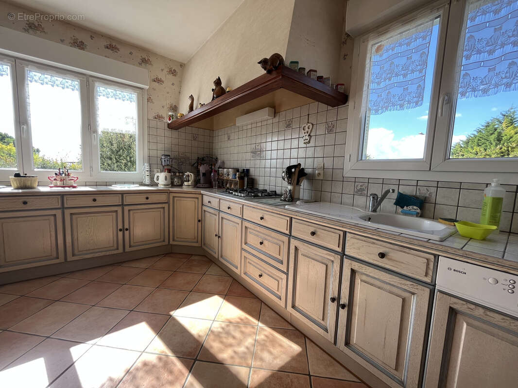 Maison à MORTAGNE-SUR-GIRONDE