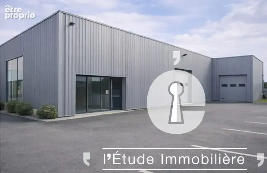 Photo Commerce à Bouere au prix de 288 900€