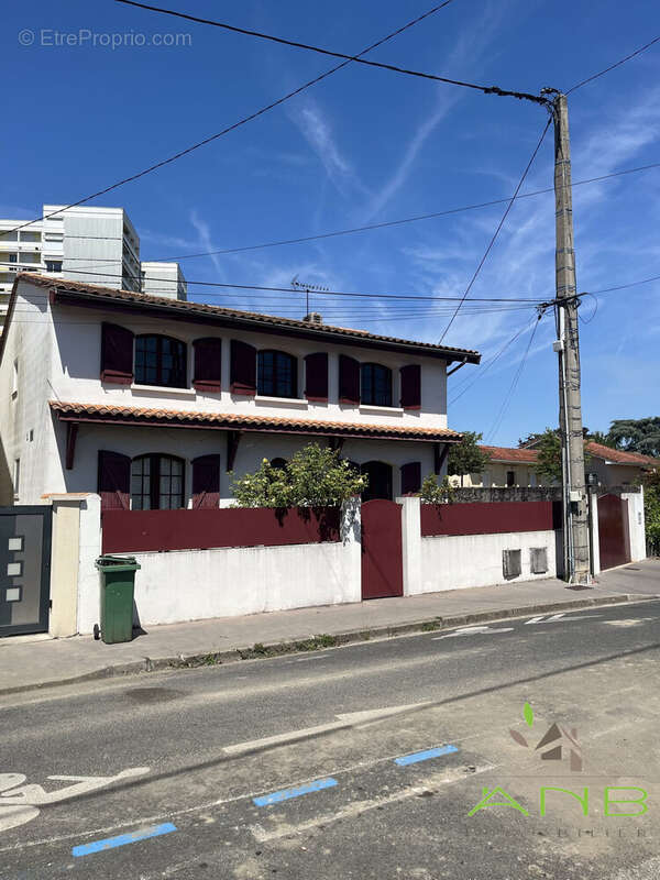 Maison à BEGLES