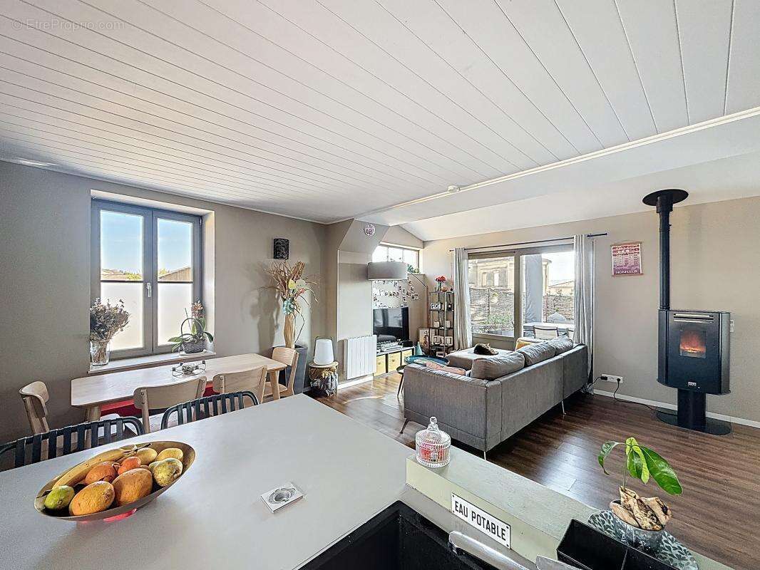 Maison à LES COTES-D&#039;AREY