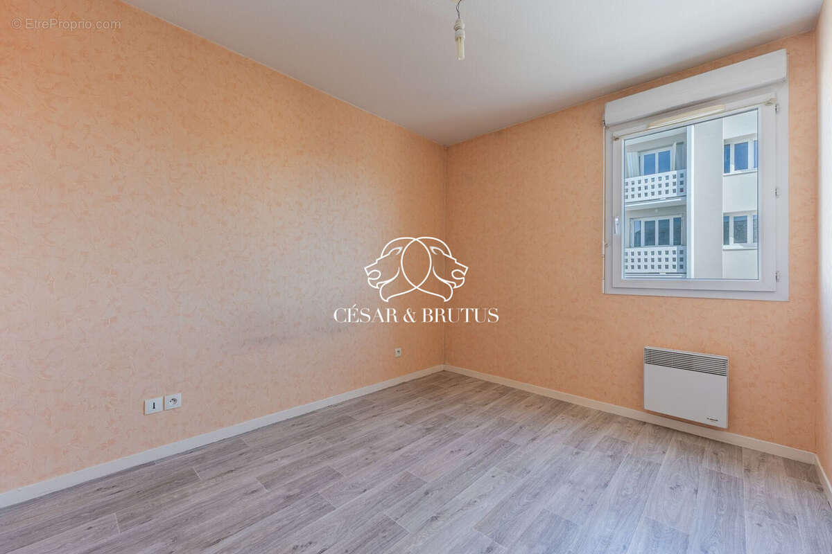 Appartement à LYON-8E