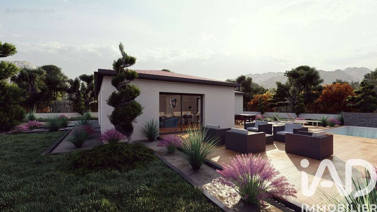 Photo 2 - Terrain à SUGERES