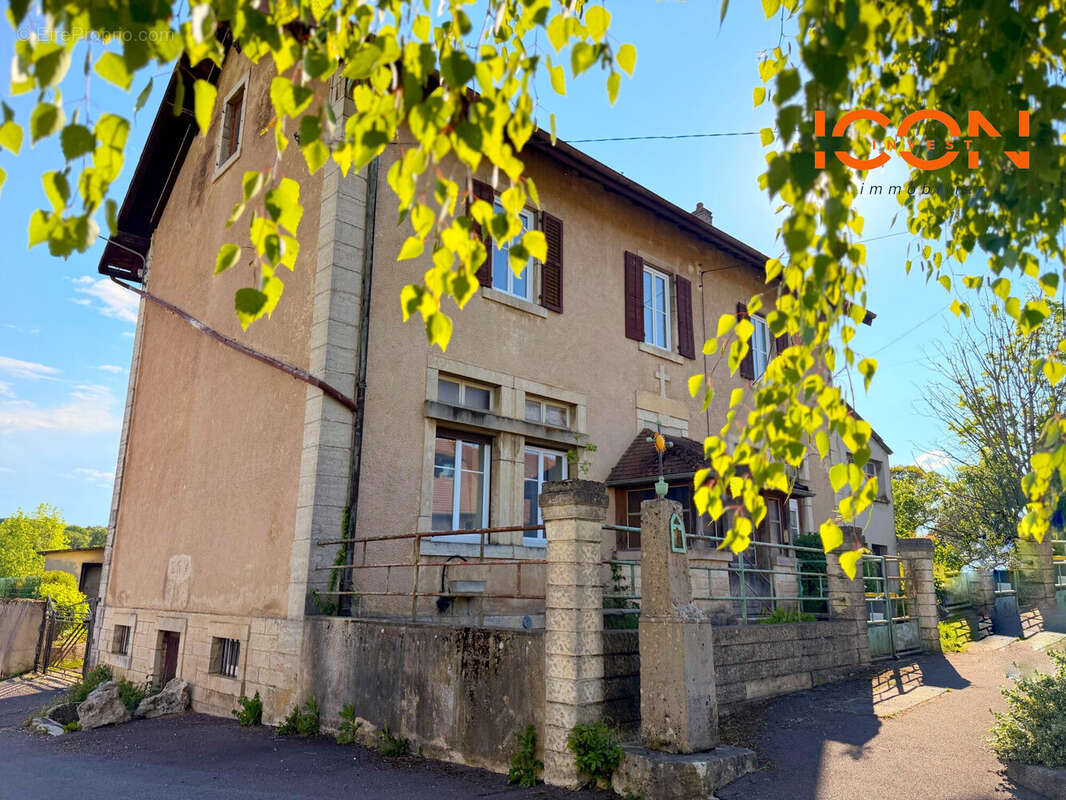 Maison à SAINT-DIZIER-L'EVEQUE