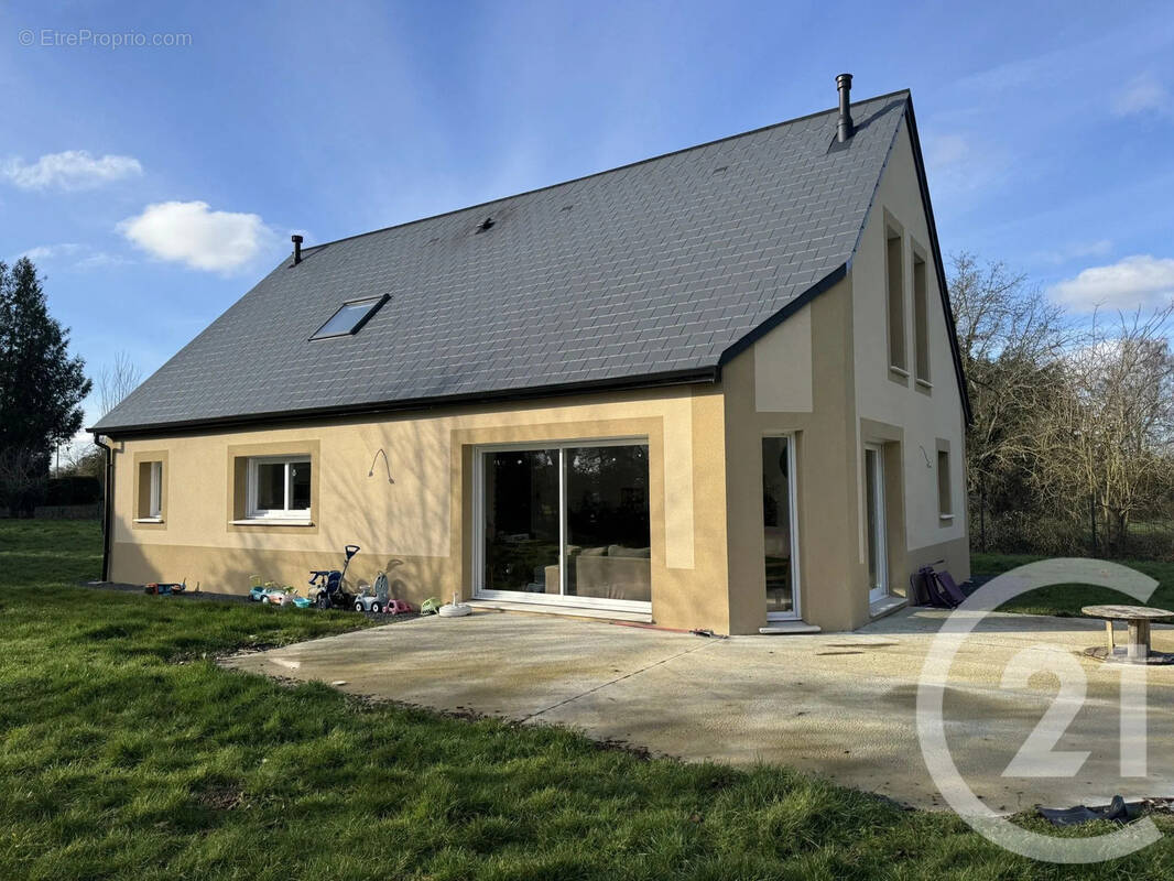 Maison à BERNAY