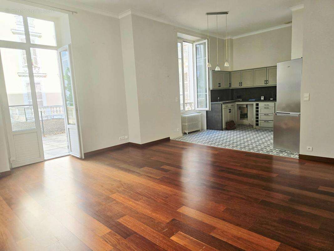 Appartement Vichy 5 pièce(s) 97 m2 - photo 14